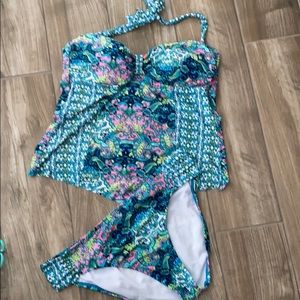 Kenneth  Cole Reaction tankini Sz large